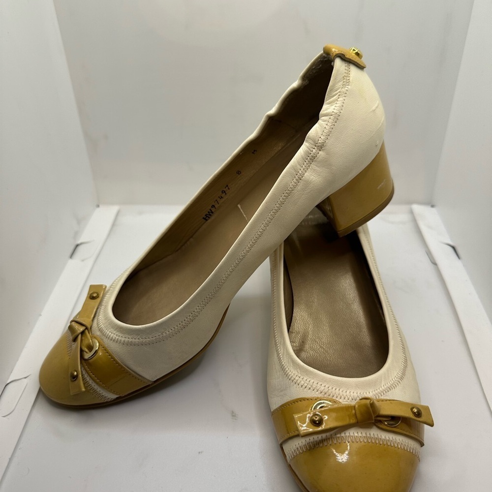 Stuart Weitzman Cream Heels with Chunky Heel and Bow Detail